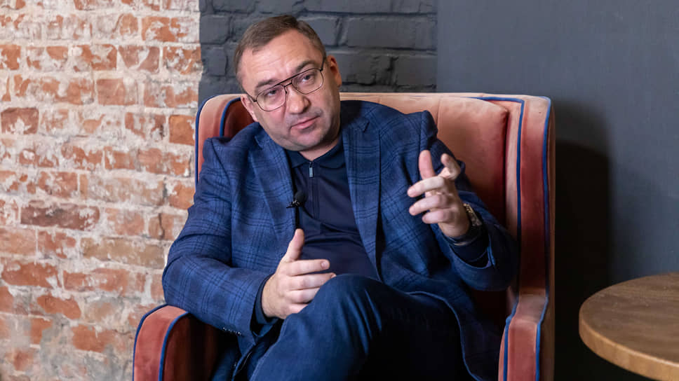 «Я решил, что, так как я человек достаточно активный, надо попытаться начать жить заново и попробовать себя в альтернативных направлениях»