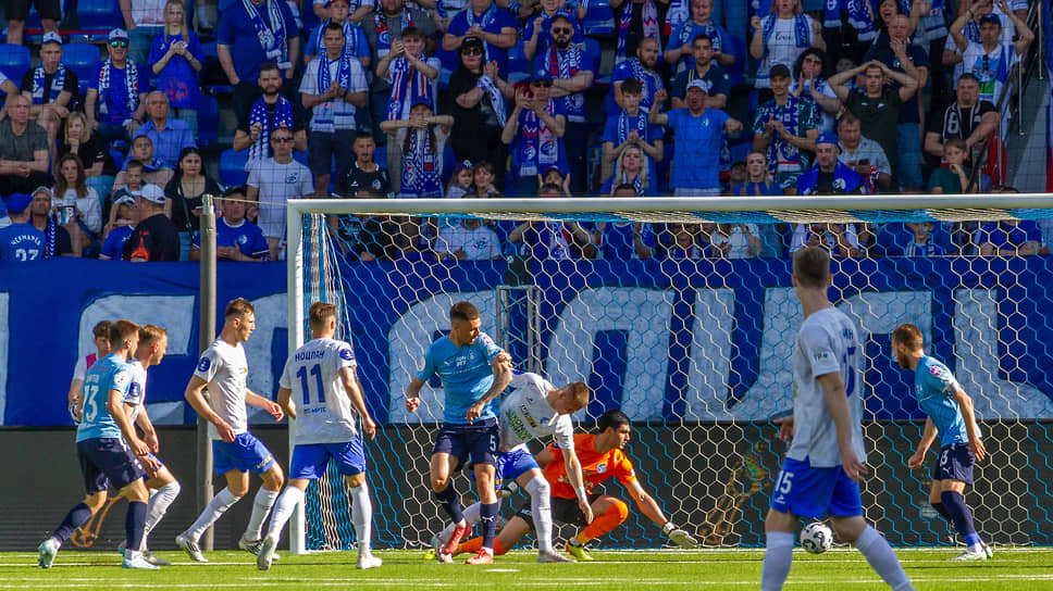 Счет в матче открыли гости: на 29-й минуте Доминик Ороз поразил ворота Виталия Гудиева, забив мяч пяткой