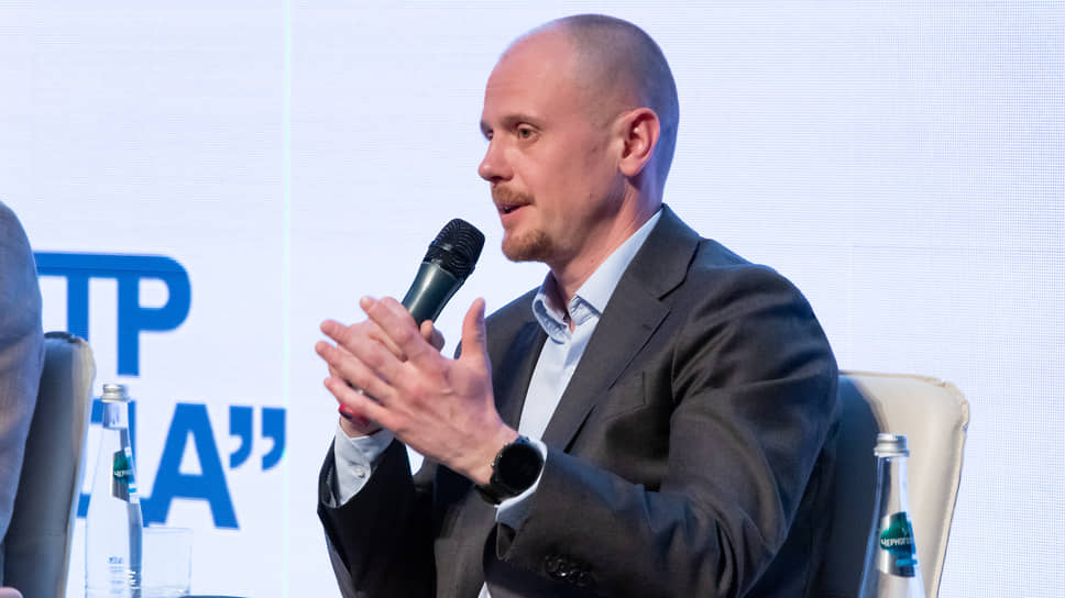 Врио заместителя губернатора Курской области Артем Демидов на центральной пленарной дискуссии