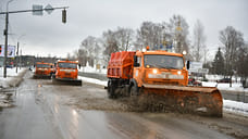 В Ярославле 50 спецмашин вышли на уборку улиц от снега