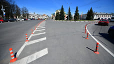 На площади Волкова в Ярославле оградили места стихийных парковок