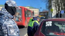 В Ярославле приставы арестовали автомобиль бизнесмена-должника