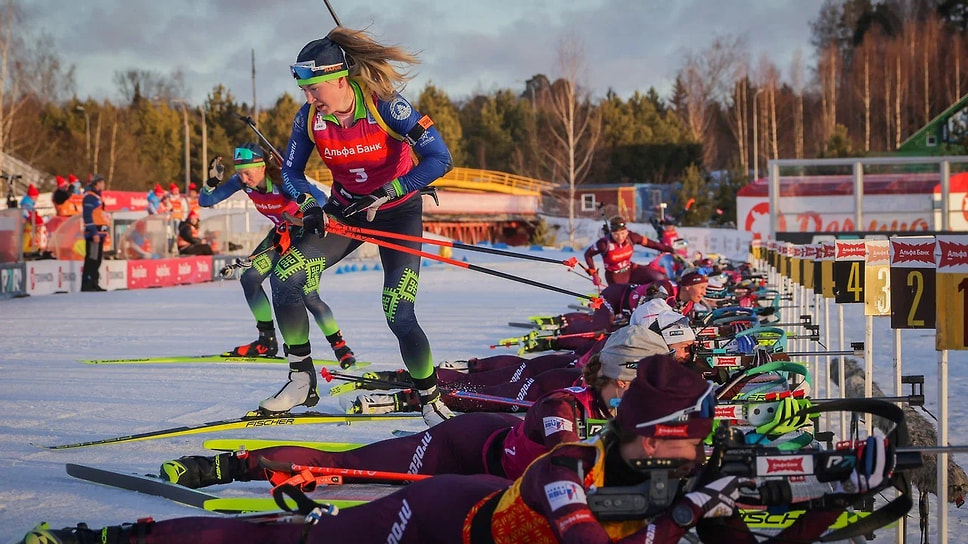 Белорусская олимпийская чемпионка Динара Смольская в ходе женского масстарта