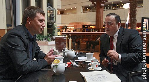 Павел Михмель (слева) и Мушег Мамиконян