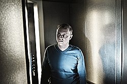Работа на контрасте Алексей Карпов собирается продавать юридические услуги как пирожки