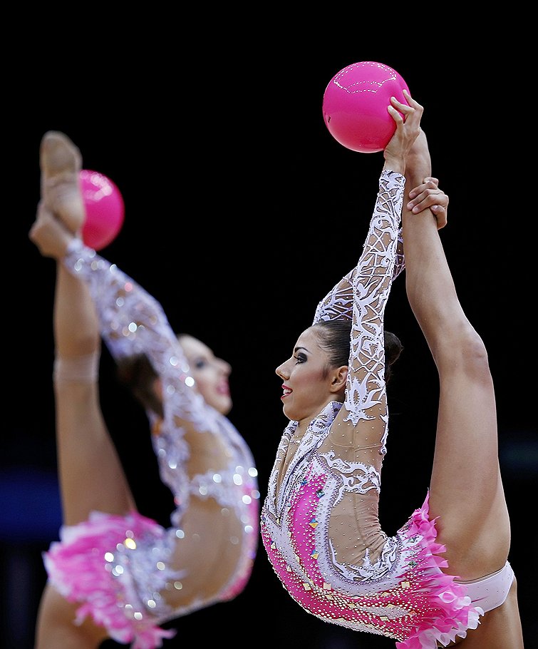 Как и в индивидуальных соревнованиях, в групповом многоборье российские гимнастки не позволили усомниться в своем превосходстве