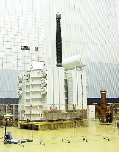 Управляемый шунтирующий реактор для подстанции
500 кв Нелым в испытательном зале ОАО «Электрозавод»