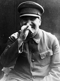 Адольф Гитлер и Иосиф Сталин скоро задумаются о разделе Европы