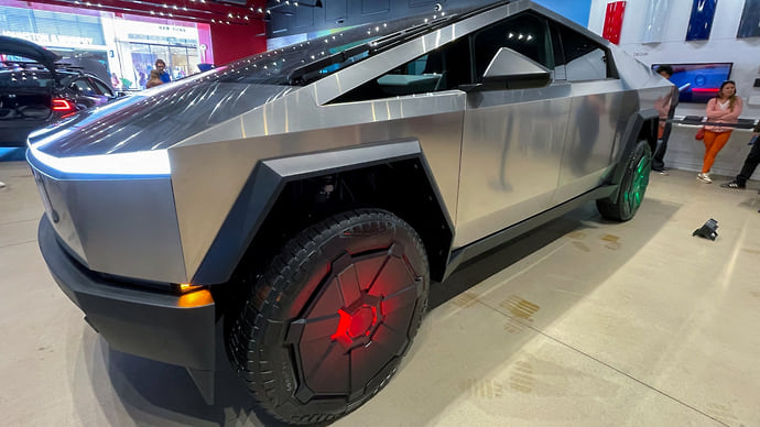 23 автомобиля, которые поразили нас в 2023 году