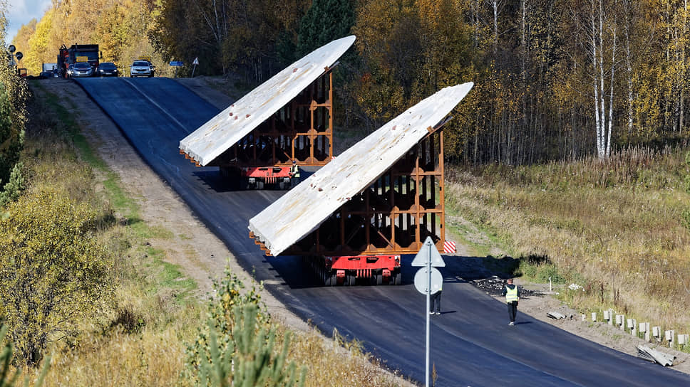 Доставка стальной опорной плиты для реактора БРЕСТ-ОД-300