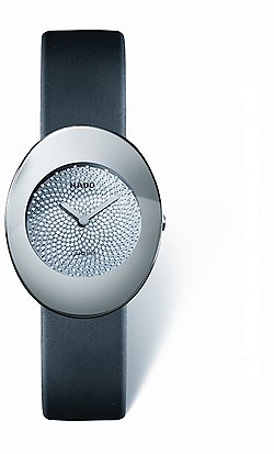 Rado eSenza Pave Сталь, белые бриллианты, выложенные в форме спирали Фибоначчи, сапфировое стекло с металлизацией, сатиновый ремешок