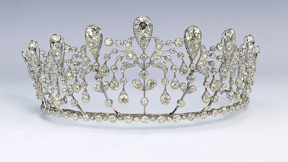 Chaumet, тиара Bourbon-Parme, 1919 год 
