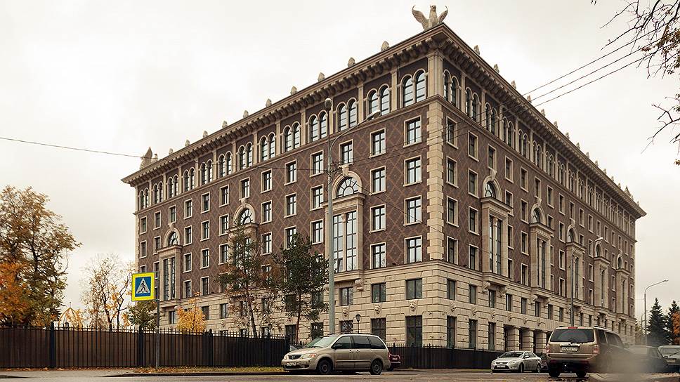 В лучших районах Петербурга стоимость квадратного метра достигает 900 тысяч рублей 
