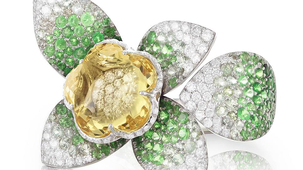 Pasquale Bruni, кольцо из линии high jewellery Giardini Segreti, 2015