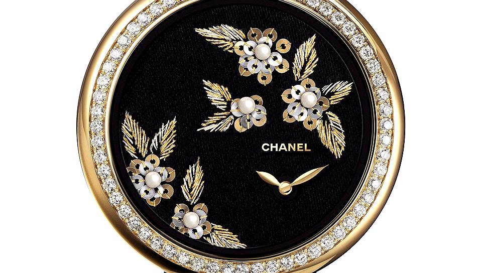 Chanel, Mademoiselle Prive Camelia Lesage 
