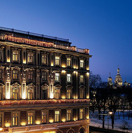Здание отеля Belmond Grand Hotel Europe 