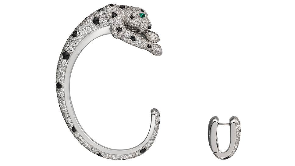 Cartier, серьга-кафф Panthere, белое золото, оникс, изумруды, бриллианты
