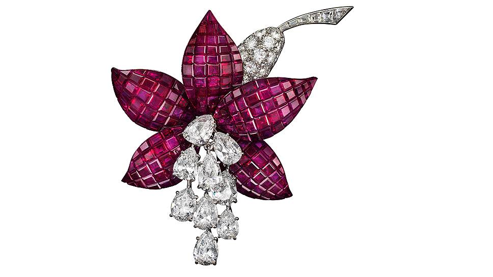 Van Cleef &amp; Arpels, брошь Fuchsia, 1968 год 
