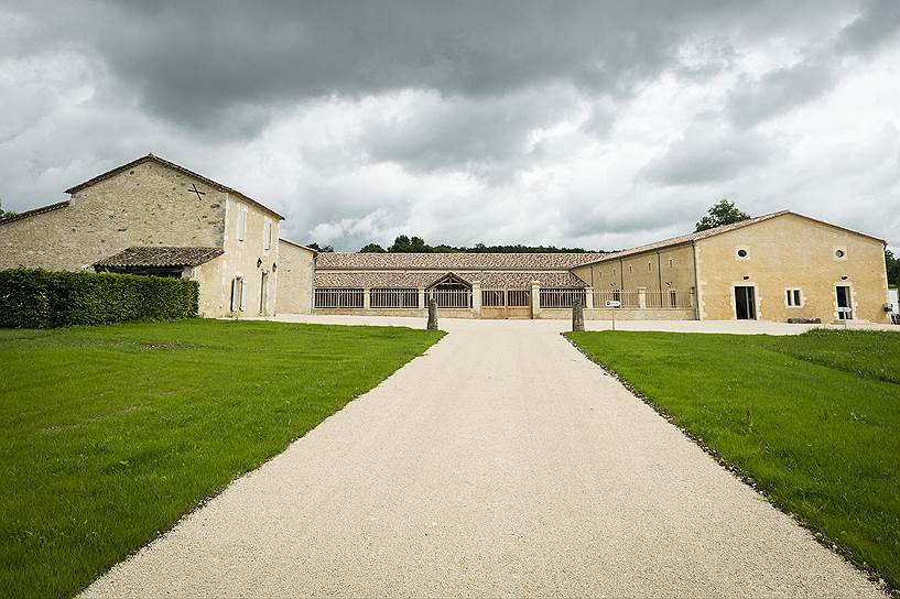 Обновленная винодельня Chateau Monestier La Tour 
