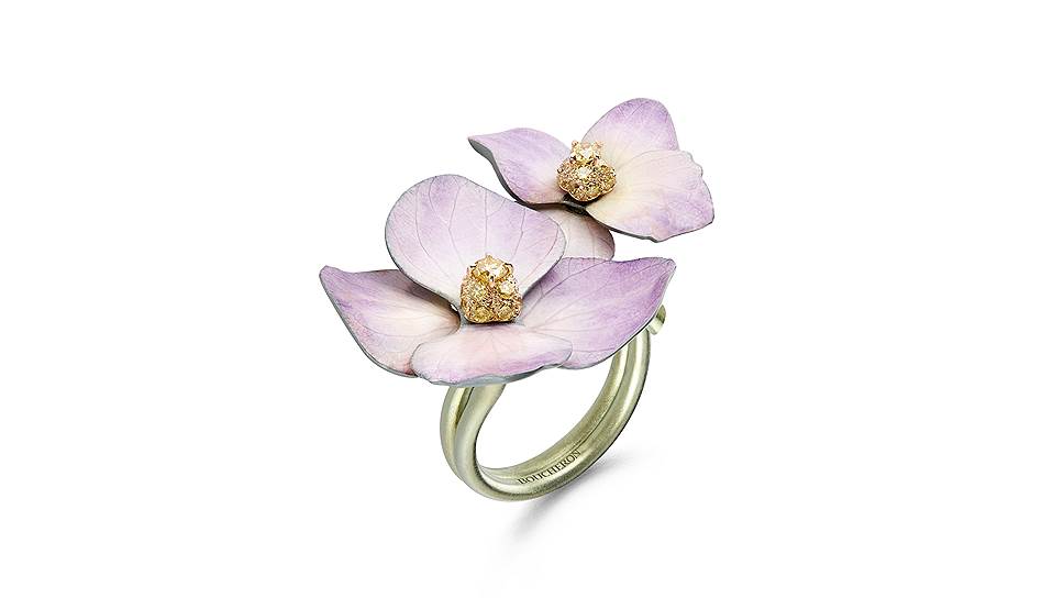 Кольцо Fleur Eternelle, лепестки цветов, титан, бриллианты 
