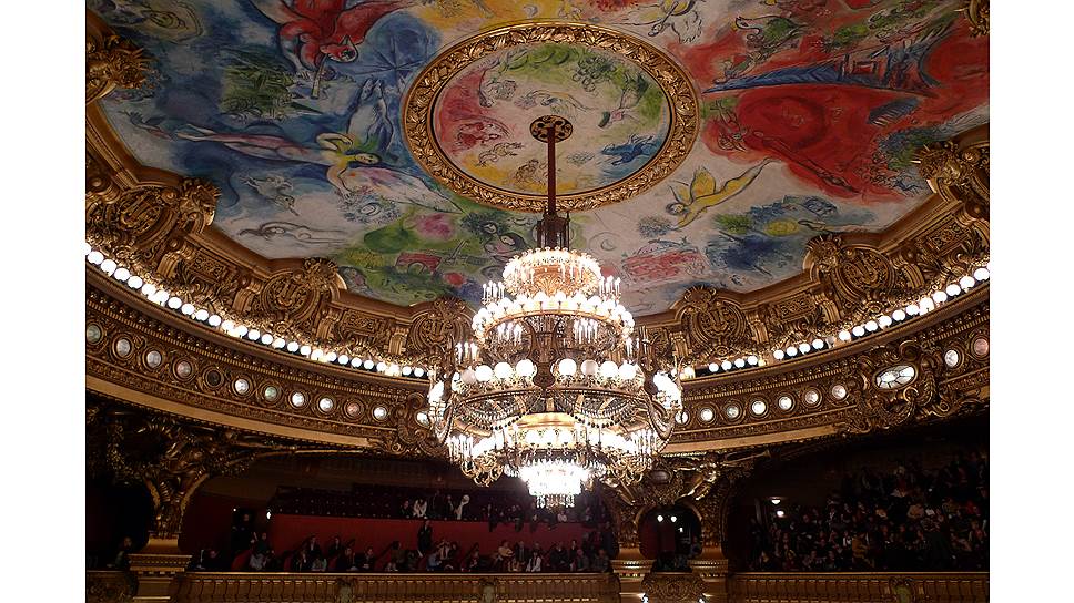Роспись плафона парижской «Гранд-Опера», выполненная Марком Шагалом