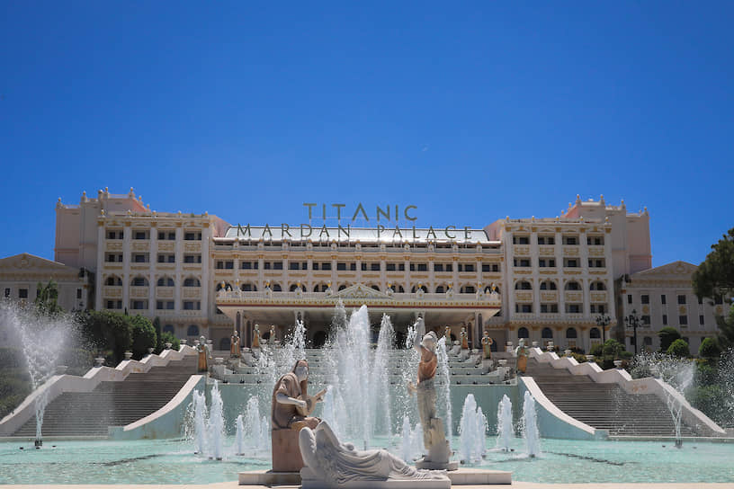 Отель Titanic Mardan Palace в Турции