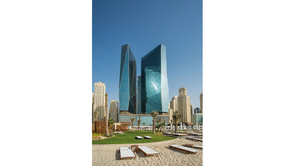 Вид на отель Rixos Premium Dubai 