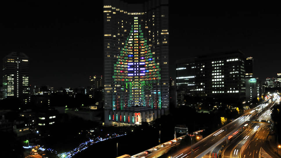 Токийский отель Akasaka Grand Prince. Слово Prince указывает, что отель входил в сеть Prince Hotels, созданную Ясудзиро Цуцуми за счет скупки земель и дворцов у аристократии