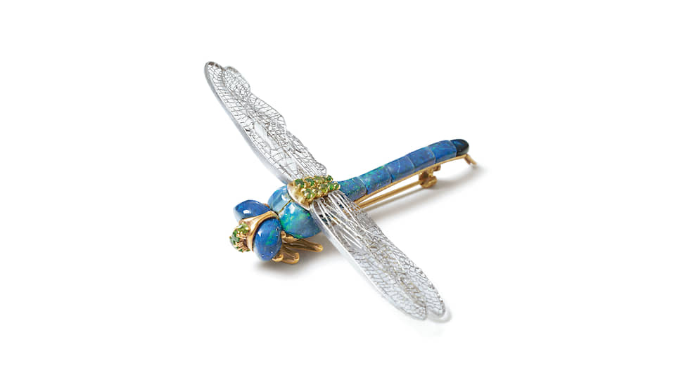 Брошь Tiffany & Co. «Стрекоза» работы Луиса Комфорта Тиффани 1904 года: платина, черные опалы, демантоиды