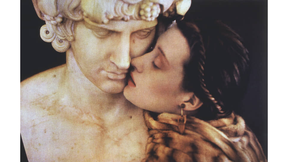Шейла Мецнер, «Поцелуй», Fendi, 1986 год