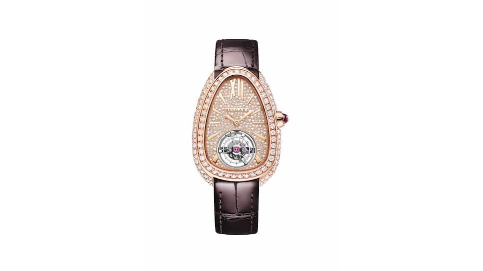 Serpenti Seduttori Tourbillon White Gold and Full Diamonds, механический мануфактурный калибр BVL150 с ручным заводом; турбийон, индикация часов и минут, 40-часовой запас хода, корпус 34 мм из 18-каратного белого золота, инкрустированный бриллиантами круглой огранки в технике снежной закрепки, циферблат инкрустирован бриллиантами круглой огранки в технике снежной закрепки, браслет из 18-каратного белого золота, полностью инкрустированный бриллиантами круглой огранки. Всего 558 бриллиантов (общим весом около 7,89 карата)