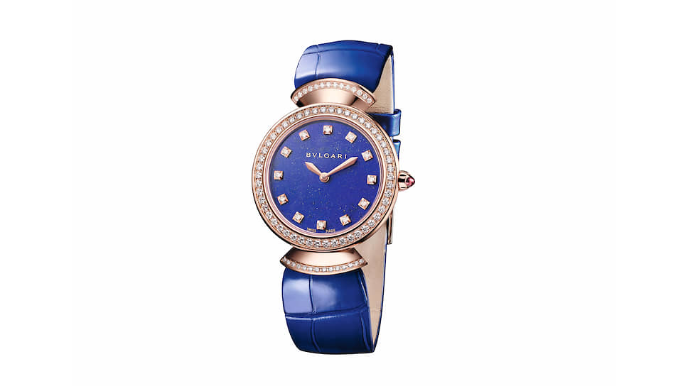 Diva’s Dream Lapis Lazuli, персонализированный для Bvlgari прецизионный кварцевый механизм, корпус 30 мм из 18-каратного розового золота, лазуритовый циферблат, синий ремешок из кожи аллигатора, всего 90 бриллиантов (около 0,94 карата) 