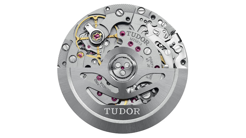 Новый собственный механизм хронографа MT5813 с колонным колесом и кремниевой спиралью был разработан Tudor на основе механизма Breitling 01. Это плод сотрудничества двух мануфактур