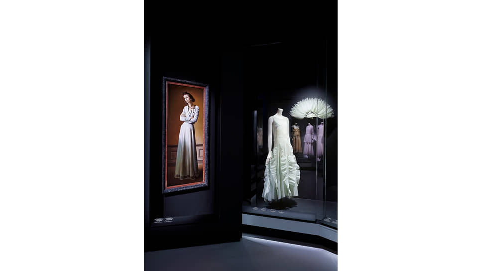 На выставка Gabrielle Chanel. Fashion Manifesto в Парижском музее моды Palais Galliera