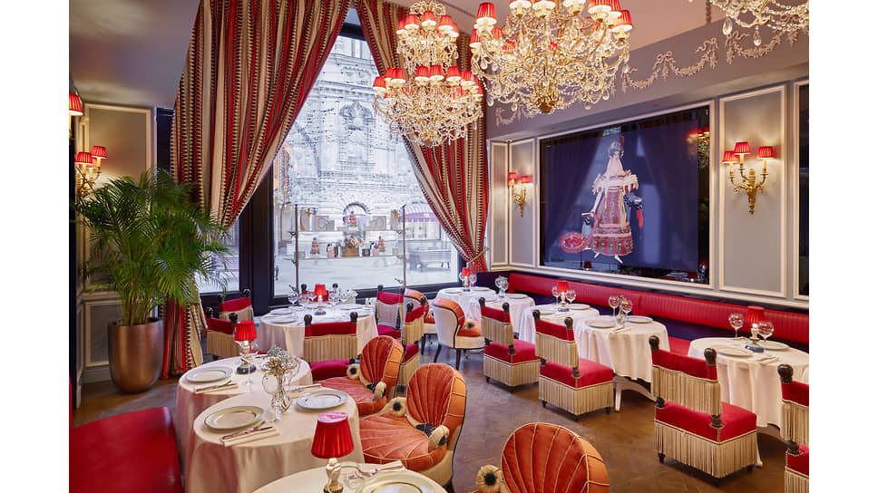 Интерьер ресторана Laduree