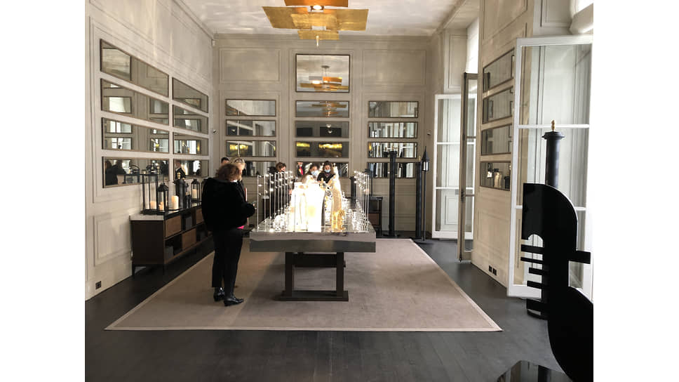 Коллекцию Escale а Venise показали в бутике Chanel на Вандомской площади