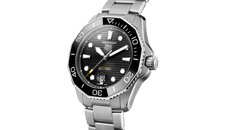 TAG Heuer Aquaracer Professional 300 в корпусе из нержавеющей стали 43 мм с черным матовым циферблатом