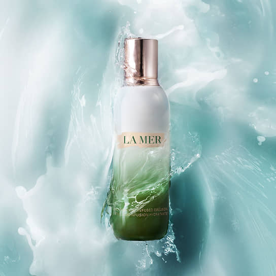 Увлажняющая эмульсия La Mer от Estee Lauder 
