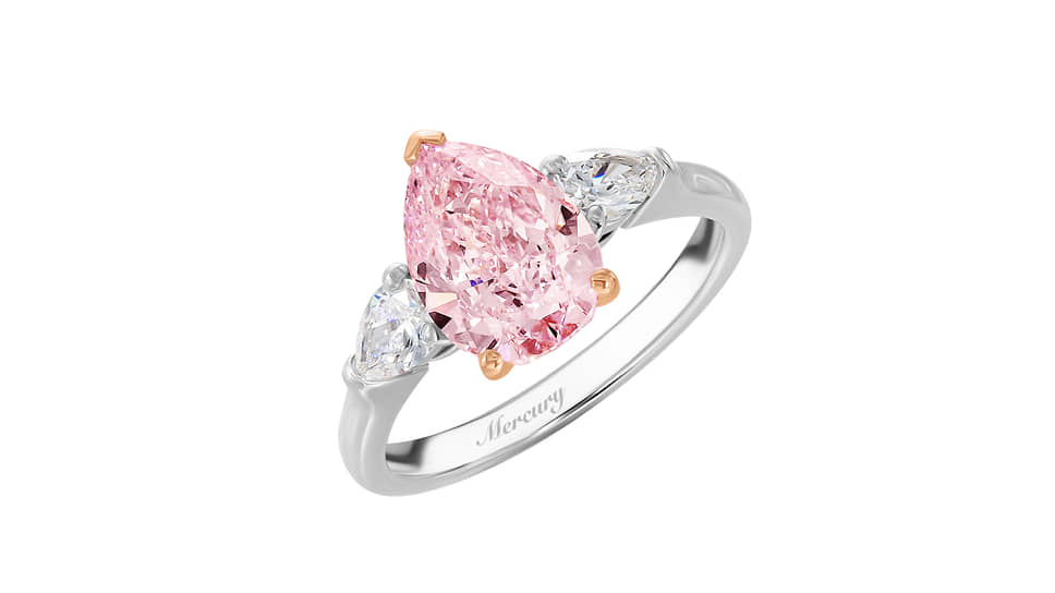 Кольцо, белое и розовое золото, бесцветные и розовый бриллиант (более 2 карат)
