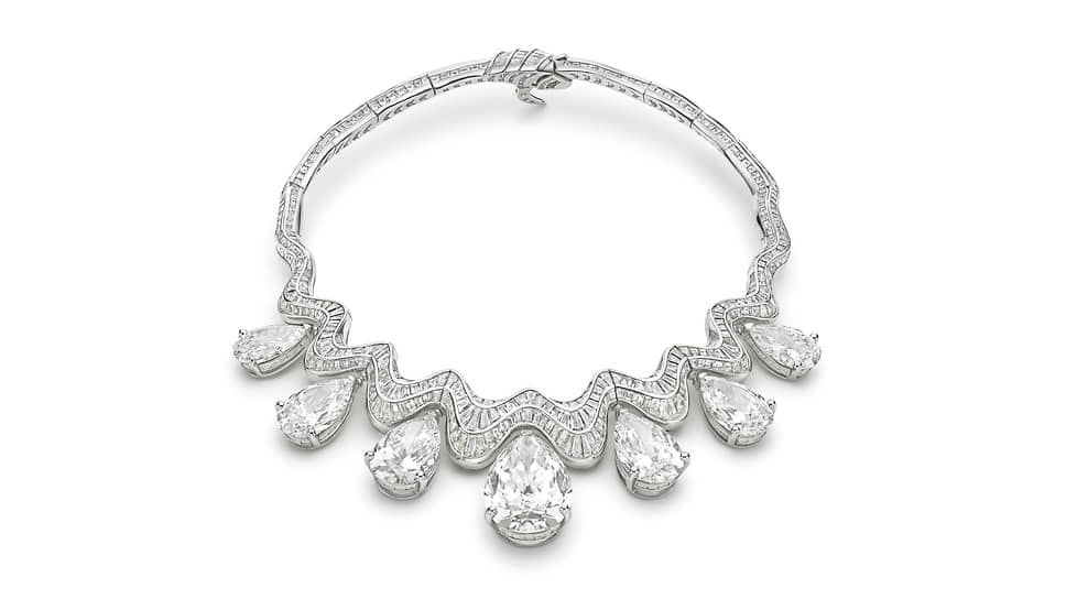 Колье Bulgari Serpenti Aeterna, бриллианты, общий вес 140 карат