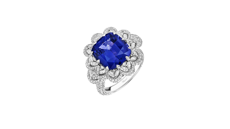 Кольцо, Chopard, белое золото, сапфир огранки «кушон», бриллианты