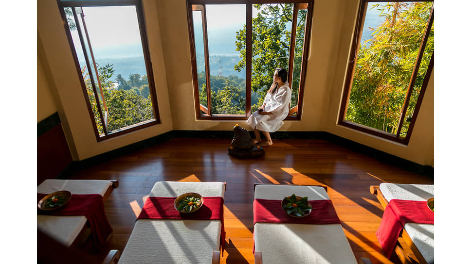 Интерьеры отеля Ananda in the Himalayas
