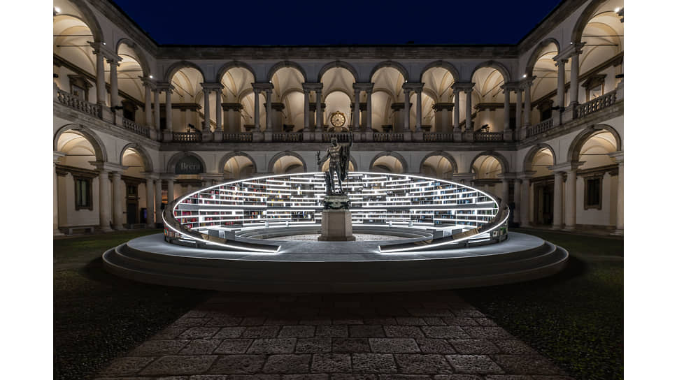 Инсталляция Эс Девлин Library of Light