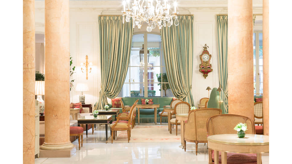 Отель Le Bristol Paris