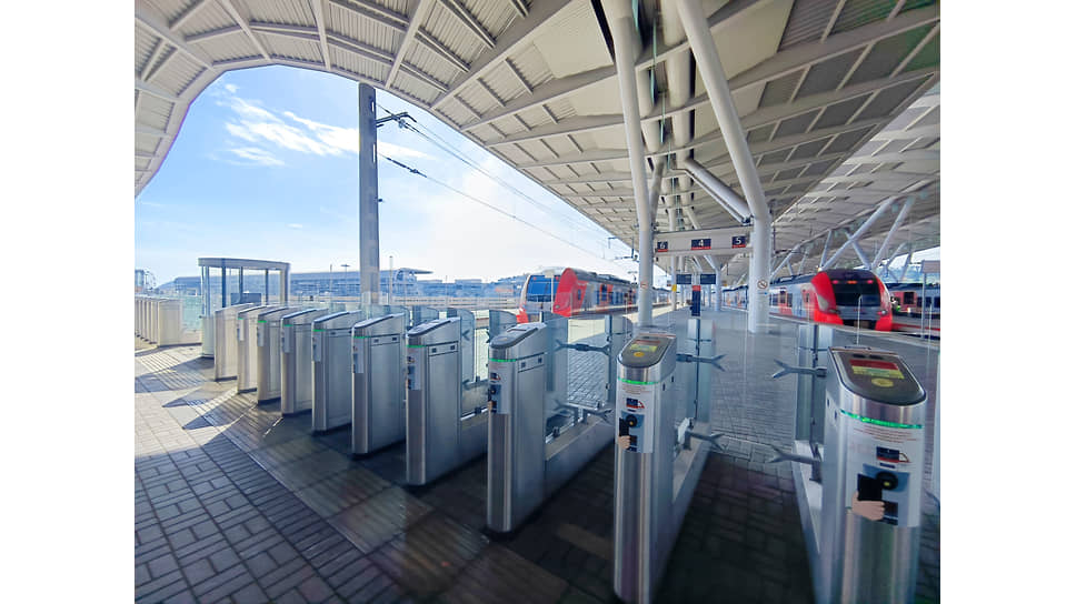 Вокзал в Адлере