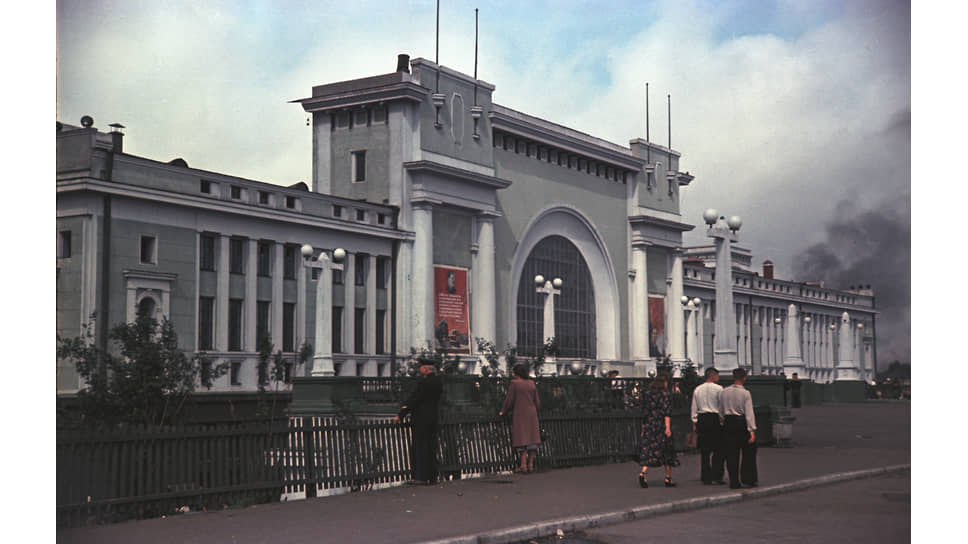 Новосибирский вокзал. 1953 год