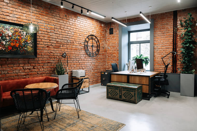 В офисе адвокатского бюро «ЭЛКО профи»