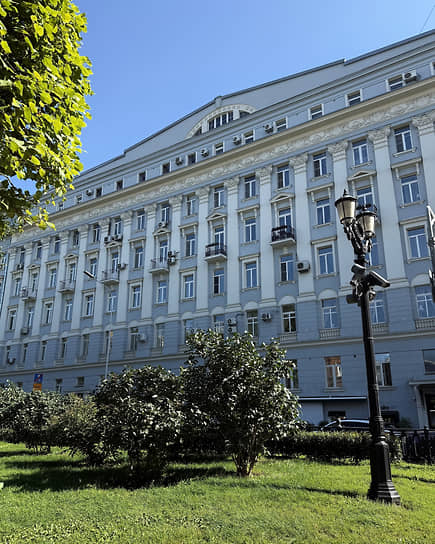 Офис адвокатского бюро «ЭЛКО профи», располагающийся в доме начала XX века на Никитском бульваре