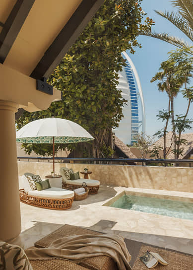 В отеле Jumeirah Beach Hotel