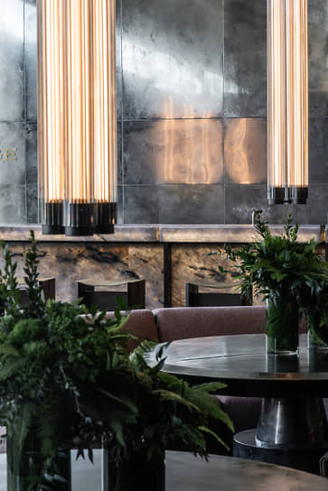 Лаундж бренда Henge на ярмарке коллекционного дизайна Design Miami 